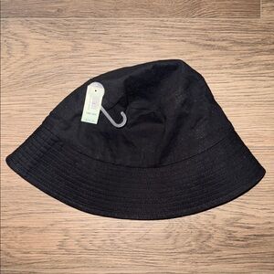 GAP Black Bucket Hat for Kids